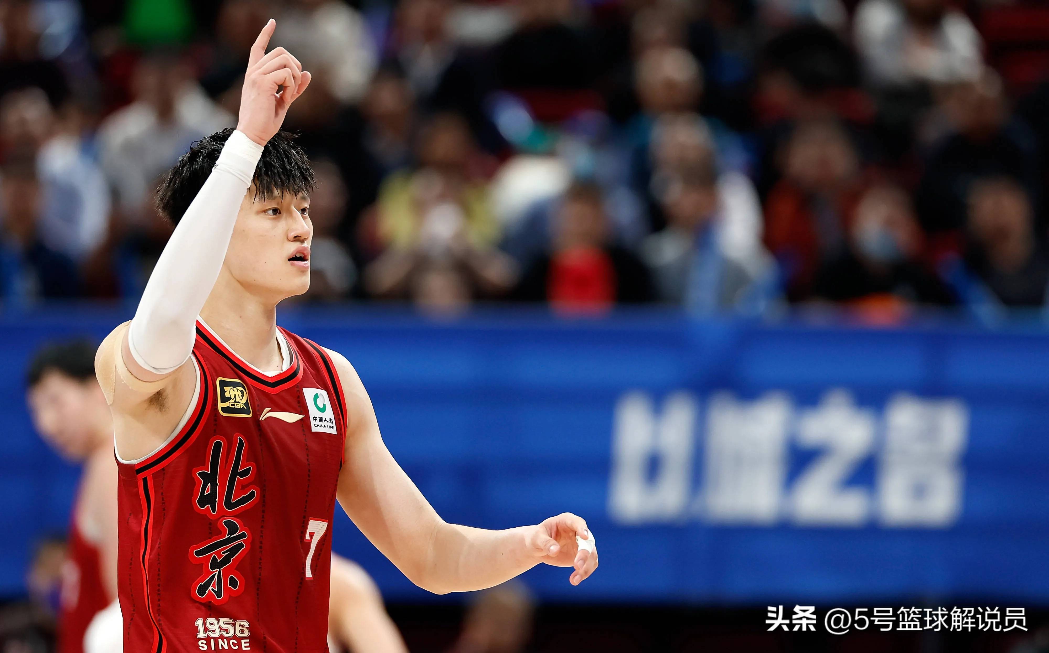 关于步行者三巨头联手，狂砍50分得分突破，爆发新星冲击季后赛！的信息